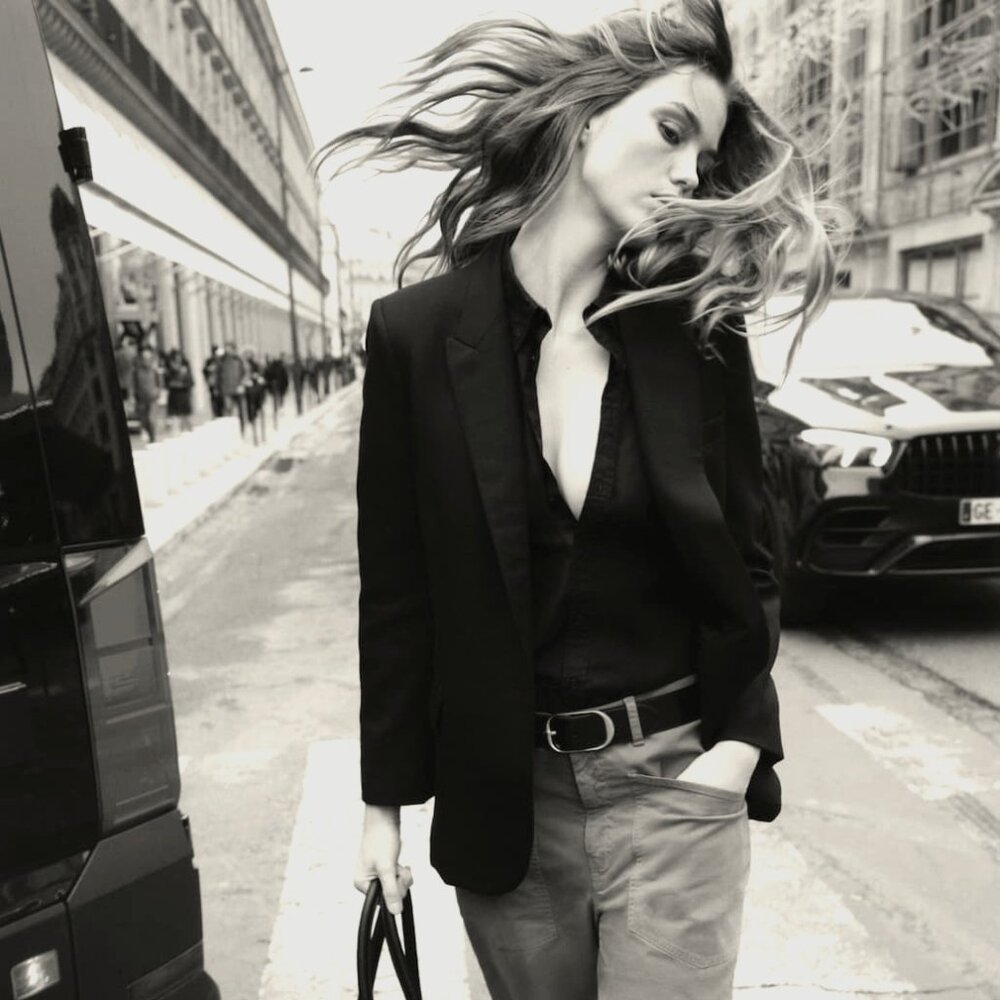 Meet your Posher, Robin